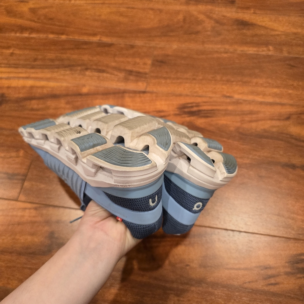 On Running Cloudswift Women's Size 10 Lake/Sky - image 8